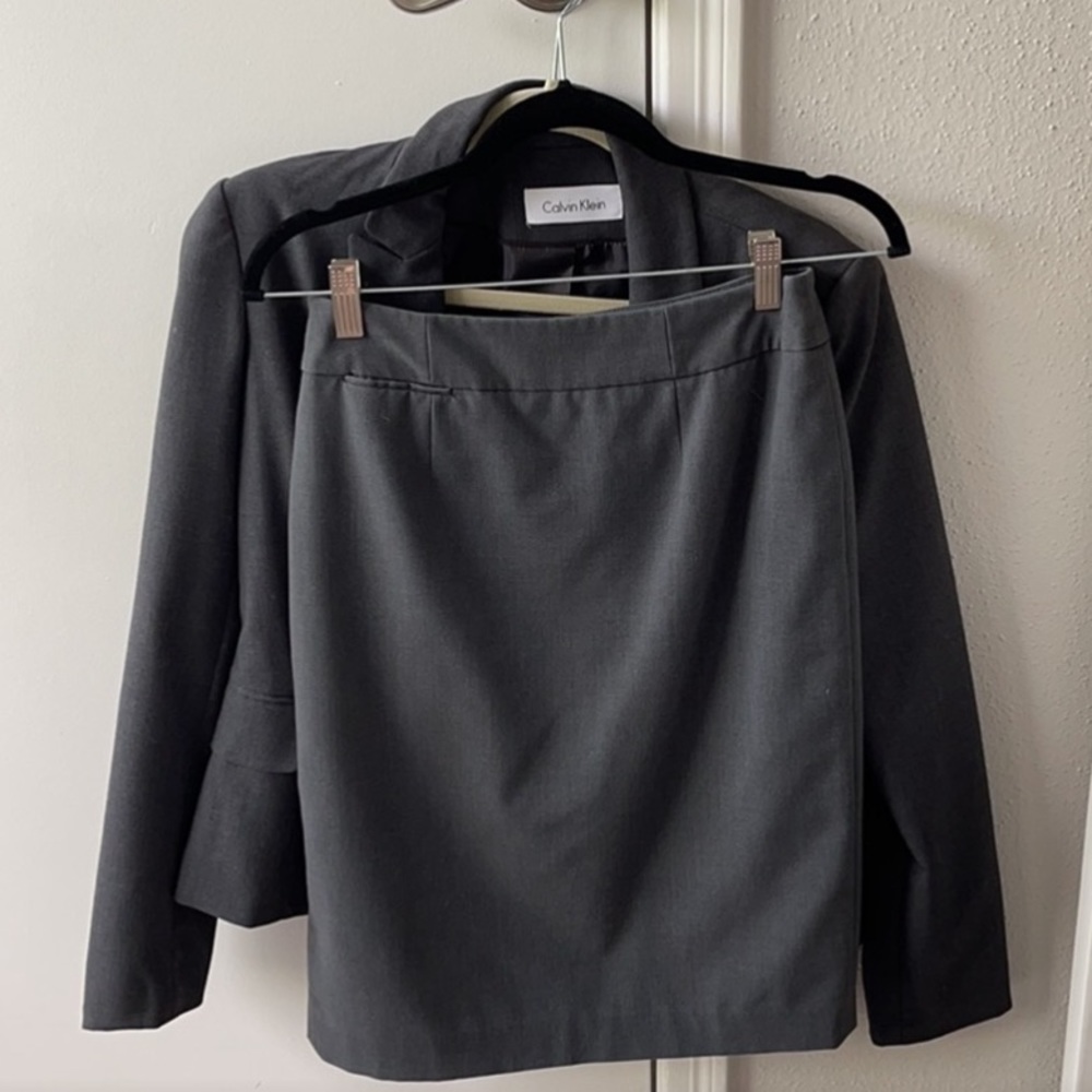 Calvin Klein Suit Set